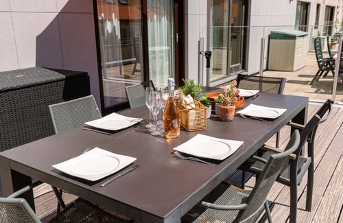 Heist Apartment | 60 m² Apartment ∙ 1 bedroom ∙ 4 guests