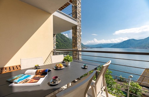 Argegno Apartment | 60 m² Apartment ∙ 2 bedrooms ∙ 4 guests