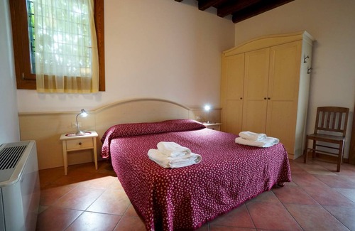 Longare Apartment | 60 m² Apartment ∙ 2 bedrooms ∙ 5 guests