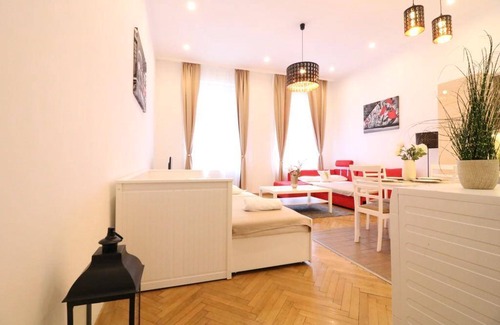Terezvaros Apartment | 60 m² Apartment ∙ 1 bedroom ∙ 6 guests