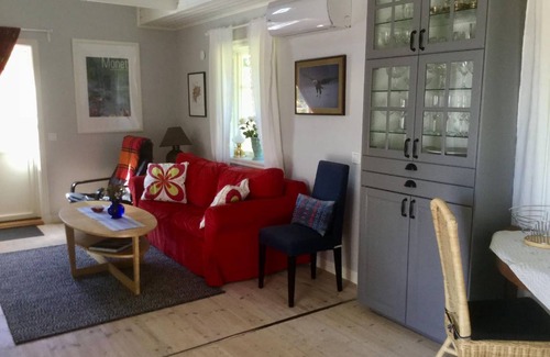 Ellos House | 60 m² House ∙ 2 bedrooms ∙ 5 guests