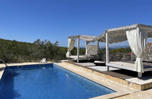 Sutivan House | 60 m² House ∙ 2 bedrooms ∙ 6 guests