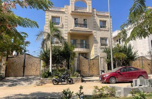 6th of October City Villa | 600 m² Villa ∙ 5 bedrooms ∙ 15 guests