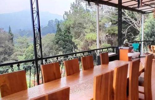 Parongpong Villa | 600 m² Villa ∙ 6 bedrooms ∙ 25 guests