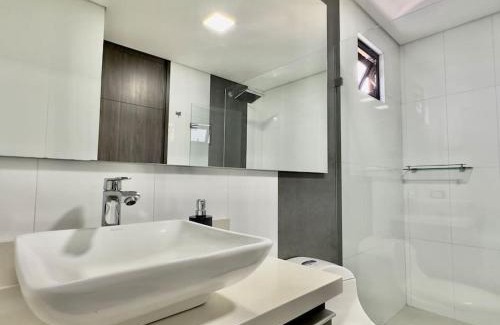 El Castillo Apartment | 602, Modern apartment in heart of El Poblado + View!