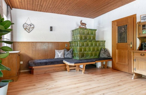 Alpbach House | 605 m² House ∙ 19 bedrooms ∙ 52 guests