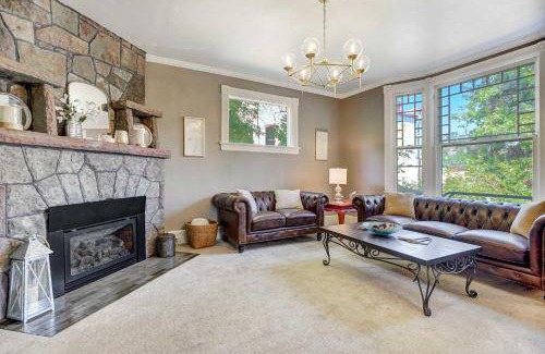 Manitou Springs Villa | 609 m² Villa ∙ 9 bedrooms ∙ 24 guests