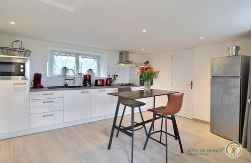 Plehedel House | 61 m² Gîte ∙ 1 bedroom ∙ 2 guests