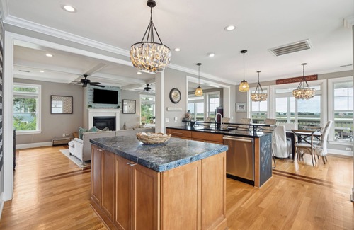 Folly Beach House | 616 E ERIE - DRIFTWOOD - MARSH/RIVER - PRIVATE POOL