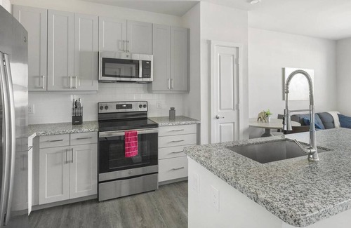 Spring Branch East Apartment | 63 m² Apartment ∙ 1 bedroom ∙ 2 guests