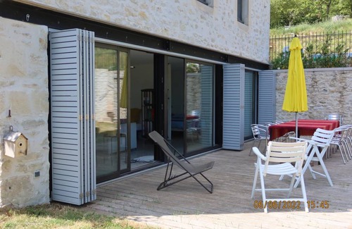 Le Poet-Laval House | 64 m² Gîte ∙ 1 bedroom ∙ 3 guests