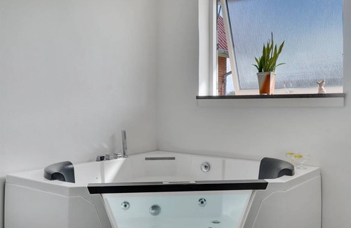 Hurup Thy House | 645 m² House ∙ 10 bedrooms ∙ 25 guests