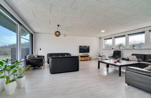 Hurup Thy House | 645 m² House ∙ 10 bedrooms ∙ 25 guests