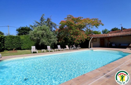 Charmes-sur-l'Herbasse House | 65 m² Gîte ∙ 2 bedrooms ∙ 4 guests