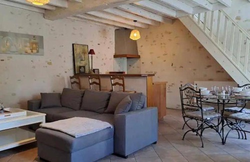 Saint-Parize-le-Chatel House | 65 m² House ∙ 1 bedroom ∙ 4 guests