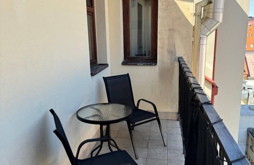 Karlin Apartment | 65 m² Apartment ∙ 1 bedroom ∙ 4 guests