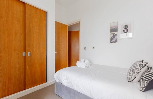 South Bank Apartment | 65 m² Apartment ∙ 2 bedrooms ∙ 4 guests