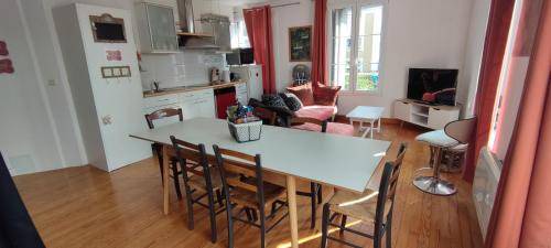 Beaumont-sur-Sarthe House | 65 m² House ∙ 1 bedroom ∙ 6 guests