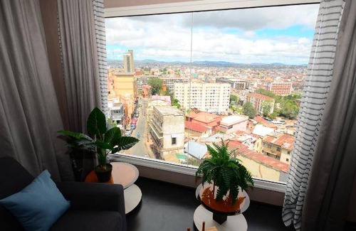 Antananarivo Avaradrano Hotel | 65 m² Hotel ∙ 2 bedrooms ∙ 127 guests