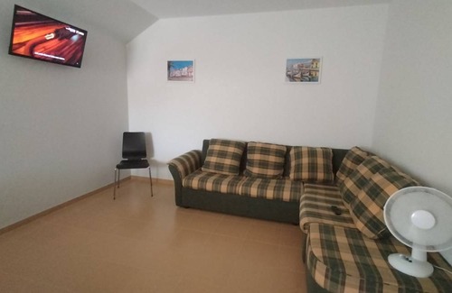 Oliveira De Azemeis House | 65 m² House ∙ 3 bedrooms ∙ 7 guests