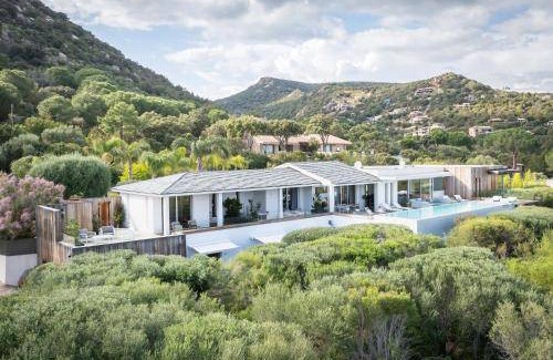 Porto-Vecchio Villa | 650 m² Villa ∙ 5 bedrooms ∙ 10 guests