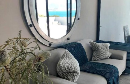 De Kelders Bed & Breakfast | 65onCliff - Mudge Point