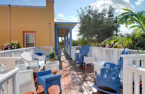 Stuart House | 663 m² Motel ∙ 10 bedrooms ∙ 31 guests