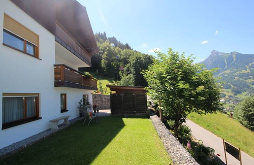 Schruns Apartment | 68 m² Apartment ∙ 2 bedrooms ∙ 4 guests