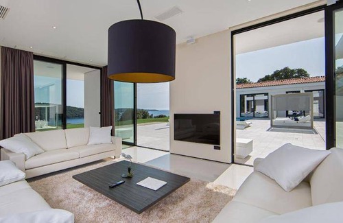 Municipality of Vrsar Villa | 680 m² Villa ∙ 5 bedrooms ∙ 10 guests