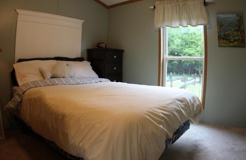 Manitoulin District House | 690 Perivale Road West - Cottage C