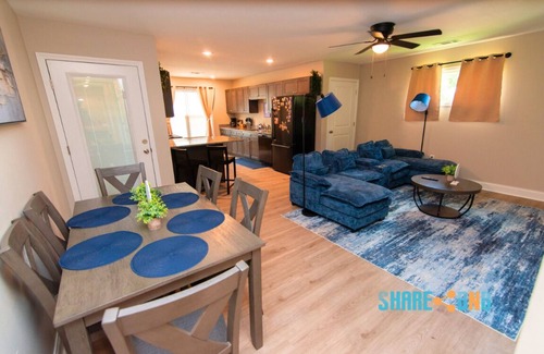 Jacksonville House | 6BR/4BA Duplex Perfect for Work Trips & Teams
