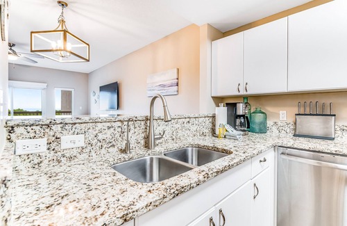 Sandestin Condo | 6th Floor Coastal Getaway W/Shared Pools/Hot Tubs, Beach Access & Gym