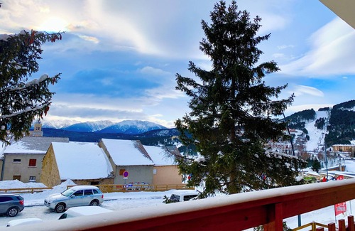 Les Angles Apartment | 7-bed duplex in the heart of the village resort of Les ANGLES