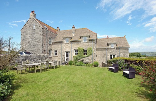 Langton Matravers Cottage | 7 bedroom accommodation in Acton, near Langton Matravers