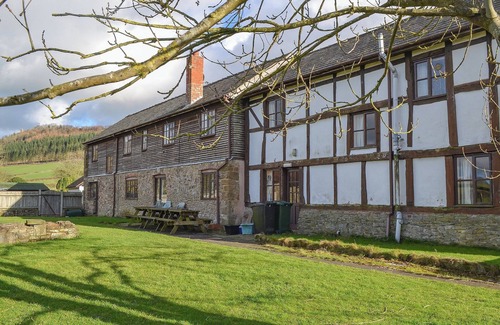 Acton Scott Cottage | 7 bedroom accommodation in Lower Dinchope