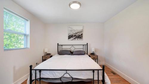 Downtown Niagara Falls House | 7 Bedroom House! Walk to Niagara Falls! New Whole House