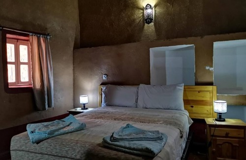 Amezrou House | 7-bedroom riad in charming Zagora with AC, WiFi. Enjoy your stay