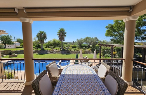 Ferrarias Villa | 7 Bedroom Villa set in a large private plot near Vale do Lobo & Quinta do Lago
