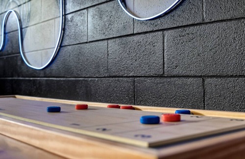 Port Tampa City Villa | 7 BR Heated Pool, Game Room, Theater, Sleeps 25