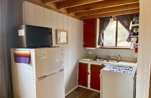 Glenwood House | #7 Casita Amore at the Catwalk, Secluded Cabin for Two