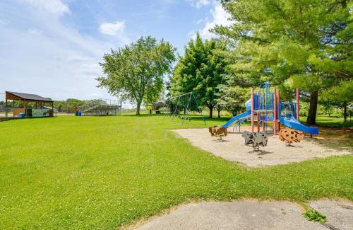 Pickett House | 7 Mi to Eldorado Marsh Family Home with Pool