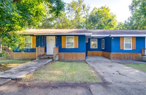 McComb House | 7 Mi to Lake Tangipahoa McComb Home with Deck!