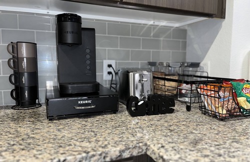 Aldine Apartment | 7 Min to IAH/Texas Cocktail Week Hub — Fast WiFi & Free Parking
