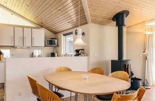 Kramnitse House | 7 person holiday home in Rødby-By Traum