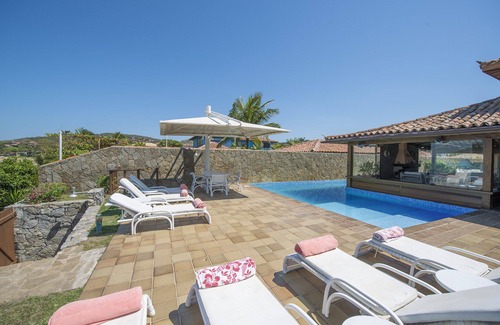 Village da Ferradura House | 7-suite house by the sea, sleeps up to 18 people