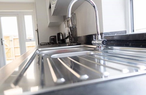 Milton Keynes House | 7 Swiftsure - 4 Bedroom Luxury and Spacious Home