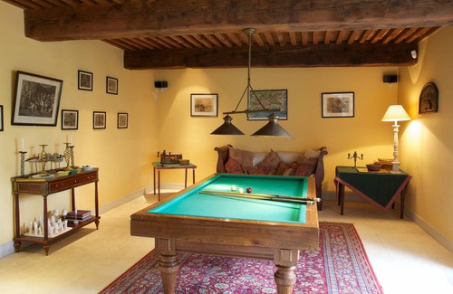 Moules House | 700 m² House ∙ 11 bedrooms ∙ 18 guests