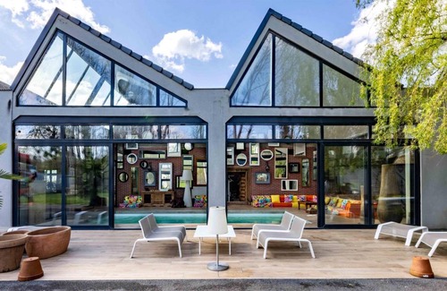 Seine-et-Marne House | 700 m² House ∙ 5 bedrooms ∙ 12 guests