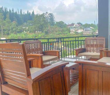 Cisarua Villa | 700 m² Villa ∙ 7 bedrooms ∙ 30 guests