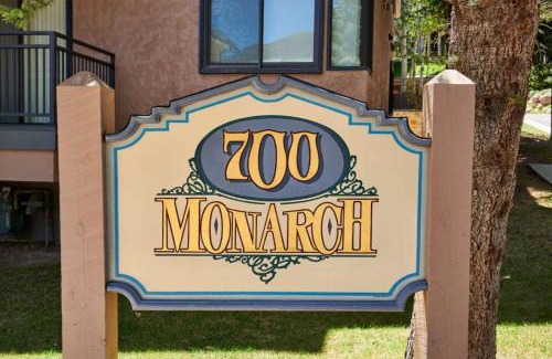 Aspen House | 700 Monarch 201